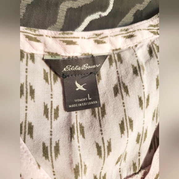 Eddie Bauer Women's Sleeveless Tunic - Picture 2 of 6